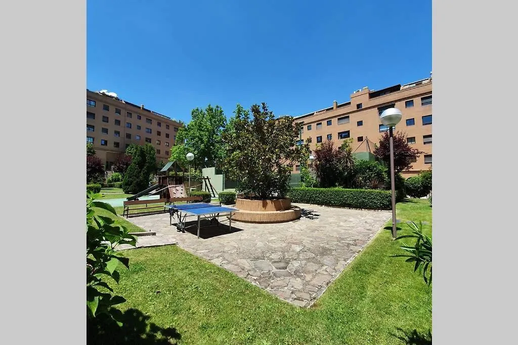 Precioso Estudio Conde Orgaz Madrid Apartment