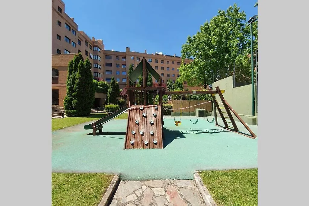 Precioso Estudio Conde Orgaz Madrid