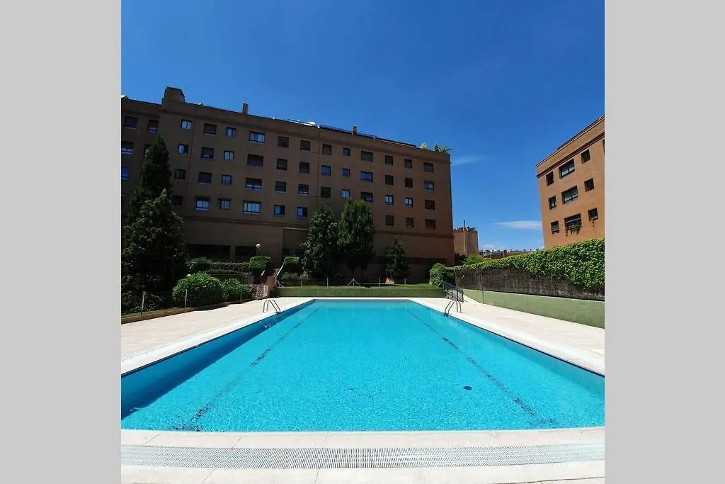 Precioso Estudio Conde Orgaz Madrid Spain